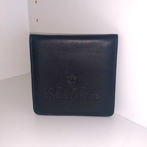 Brooks Brothers leather shirt stay travel case